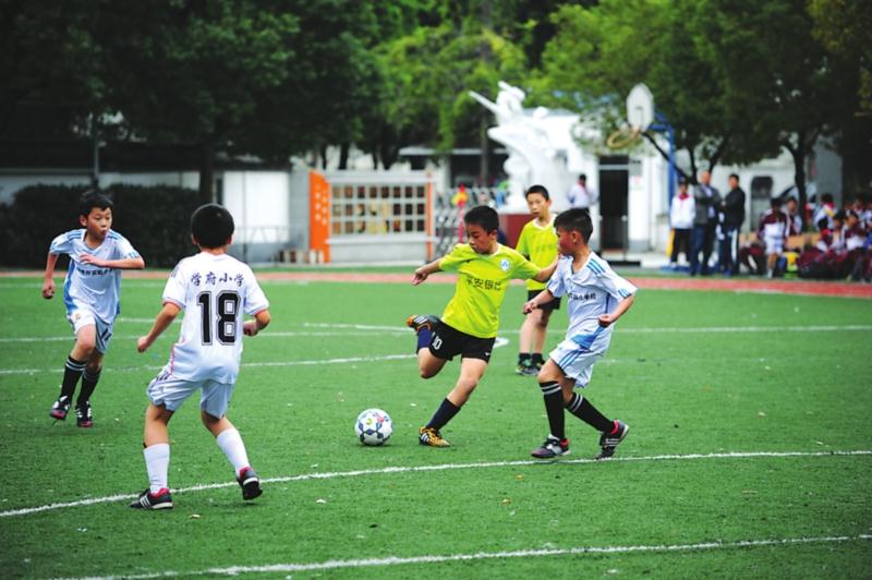 廣東揭陽市城關(guān)中學(xué)為在校師生選擇了精格直飲水設(shè)備