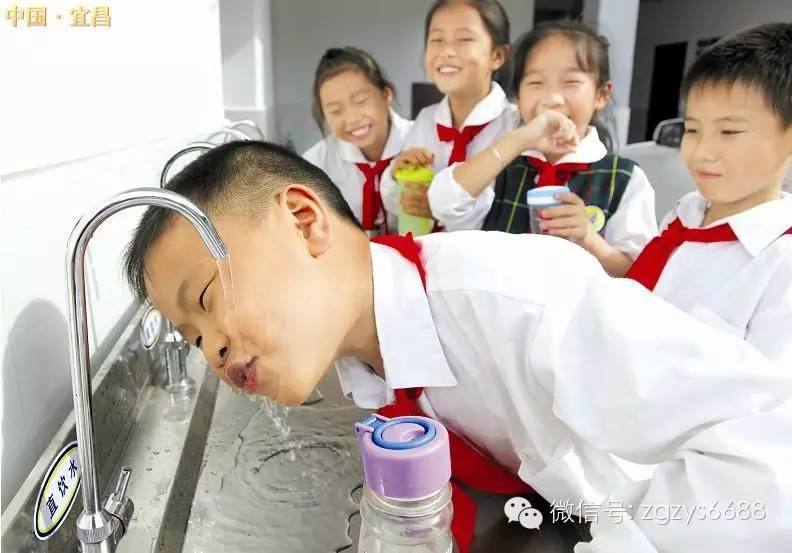 <a href='/product/' class='keys' title='點擊查看關(guān)于校園直飲水的相關(guān)信息' target='_blank'>校園直飲水</a>
